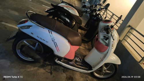 honda scoopy 2015