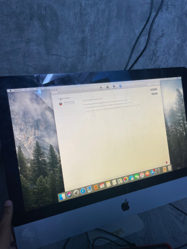 iMac 21.5-inch Mid 2010 (Core i5/8G/HDD 500G)