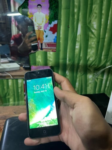 iPhone 5 LLA Ram 16g (sim+wifi) ✔️  (telegram 0964036050)