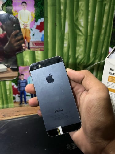 iPhone 5 LLA Ram 16g (sim+wifi) ✔️  (telegram 0964036050)