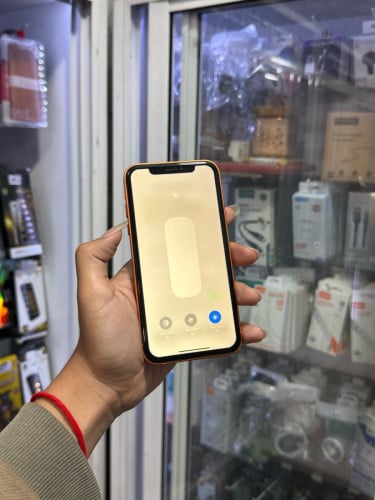 iPhone XR ដំឡើង 17pro ពណ៌ទឹកក្រូច 🍏 64GB Battery 79% 🔋 តួស្អាត 99% សំណុំហ្សីន
