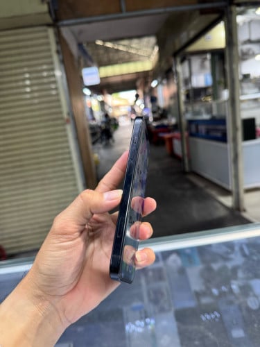 Iphone15 256G CH sim2 ម៉ាសុីនស្រុីន ដូរម៉ាសុីនប្រើស្រួល