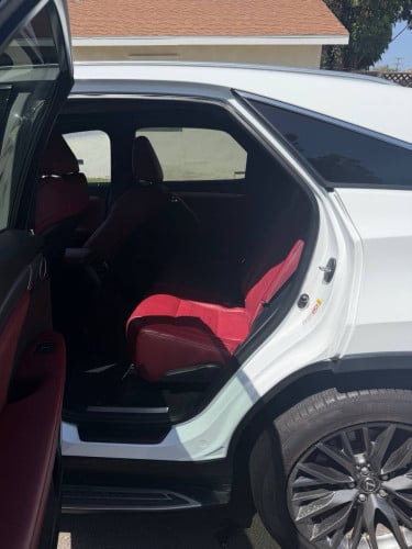 Lexus RX350 F Sport 016 ក្នុងឆេីរី​