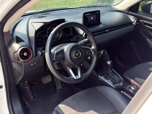 MAZDA 2 2025 full