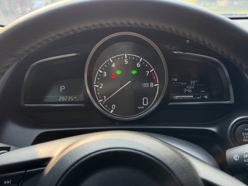 MAZDA 2 2025 full