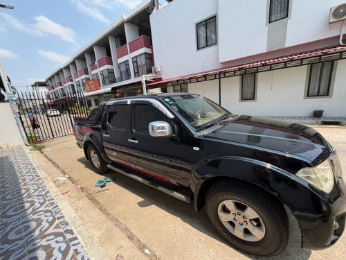 NISSAN NAVARA 013ប៉ុង2