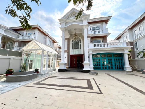 Prince Villa For Rent at Peng Hout Boeng Snor.