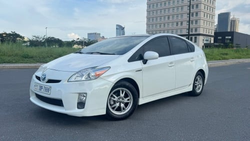 Prius 2011 សូឡា