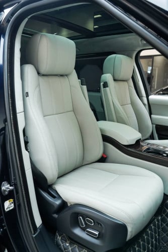 Range Rover Vouge LWB autobiography