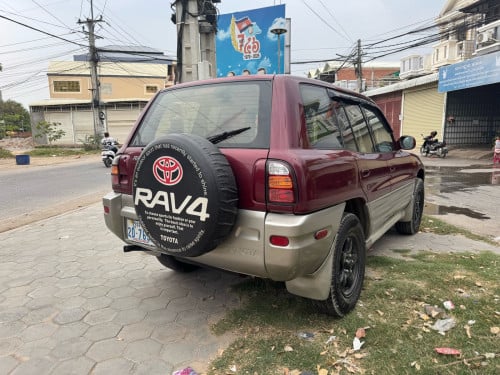 RAV4 1996 មហាថ្មី
