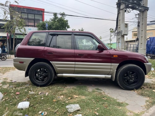 RAV4 1996 មហាថ្មី