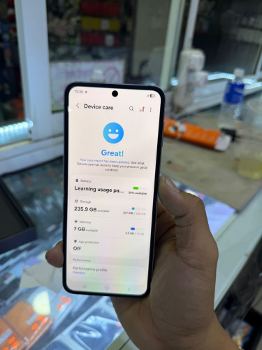 Samsung zfilp 6 256G ក្រុមហ៊ុន