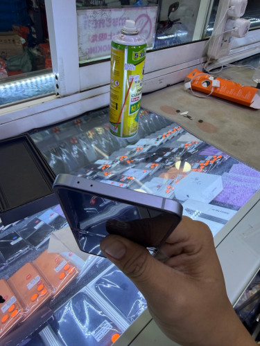 Samsung zfilp 6 256G ក្រុមហ៊ុន