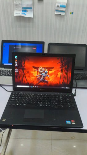 Sony Leptop RAM 8GB/CORE i5/SSD 128GB/VGA 2GB/(85)