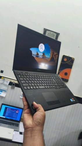 Sony Leptop RAM 8GB/CORE i5/SSD 128GB/VGA 2GB/(85)