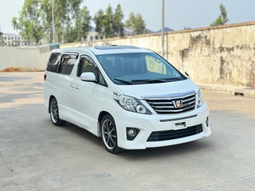 TOYOTA ALPHARD 2014 Full Top Option ពណ៌ស ក្នុងខ្មៅ