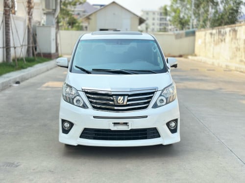TOYOTA ALPHARD 2014 Full Top Option ពណ៌ស ក្នុងខ្មៅ