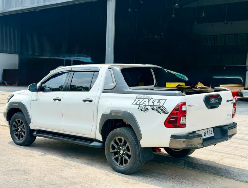 Toyota Hilux Rally 2022 ទឹកថ្នាំសុីនមួយជុំ ផ្លាក​លេខ​ព្រៃវែង​ 2C