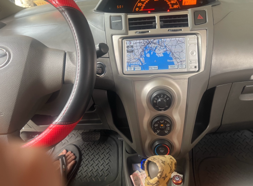 Toyota Vitz 2009 Smartkey ជិះគ្រួសារ