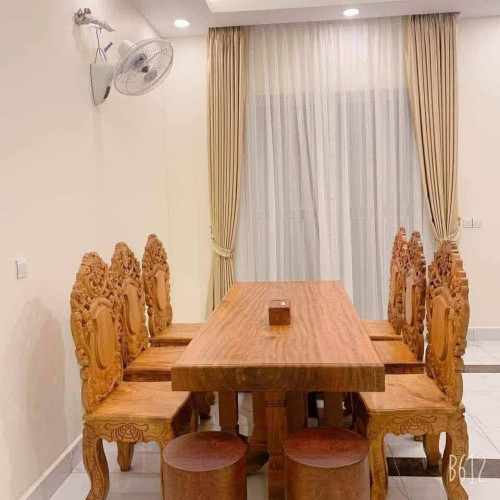 Villa for rent / Rental 租金: 800$/month (Can Negotiation)