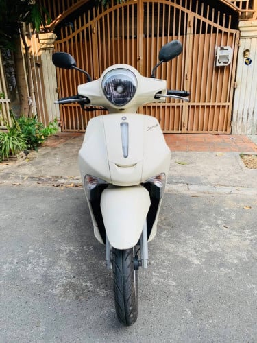 YAMAHA JANUS (750$) Japan 2017 125cc have id card