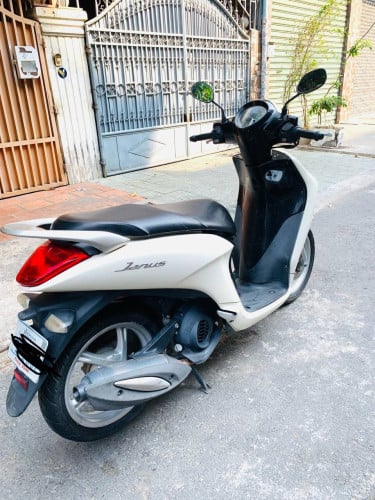 YAMAHA JANUS (750$) Japan 2017 125cc have id card