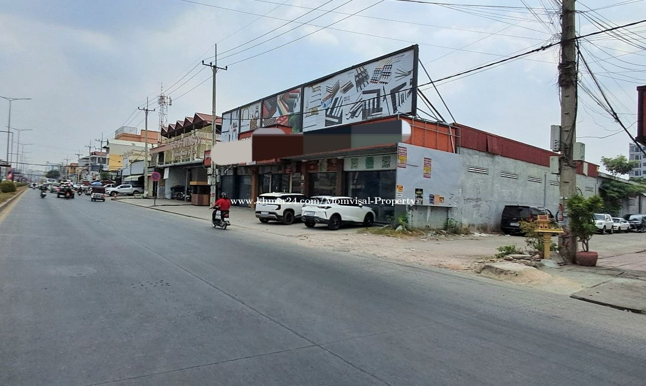 ๐ญ Business Warehouse for Rent โ Prime Location, Suitable for Living or Business