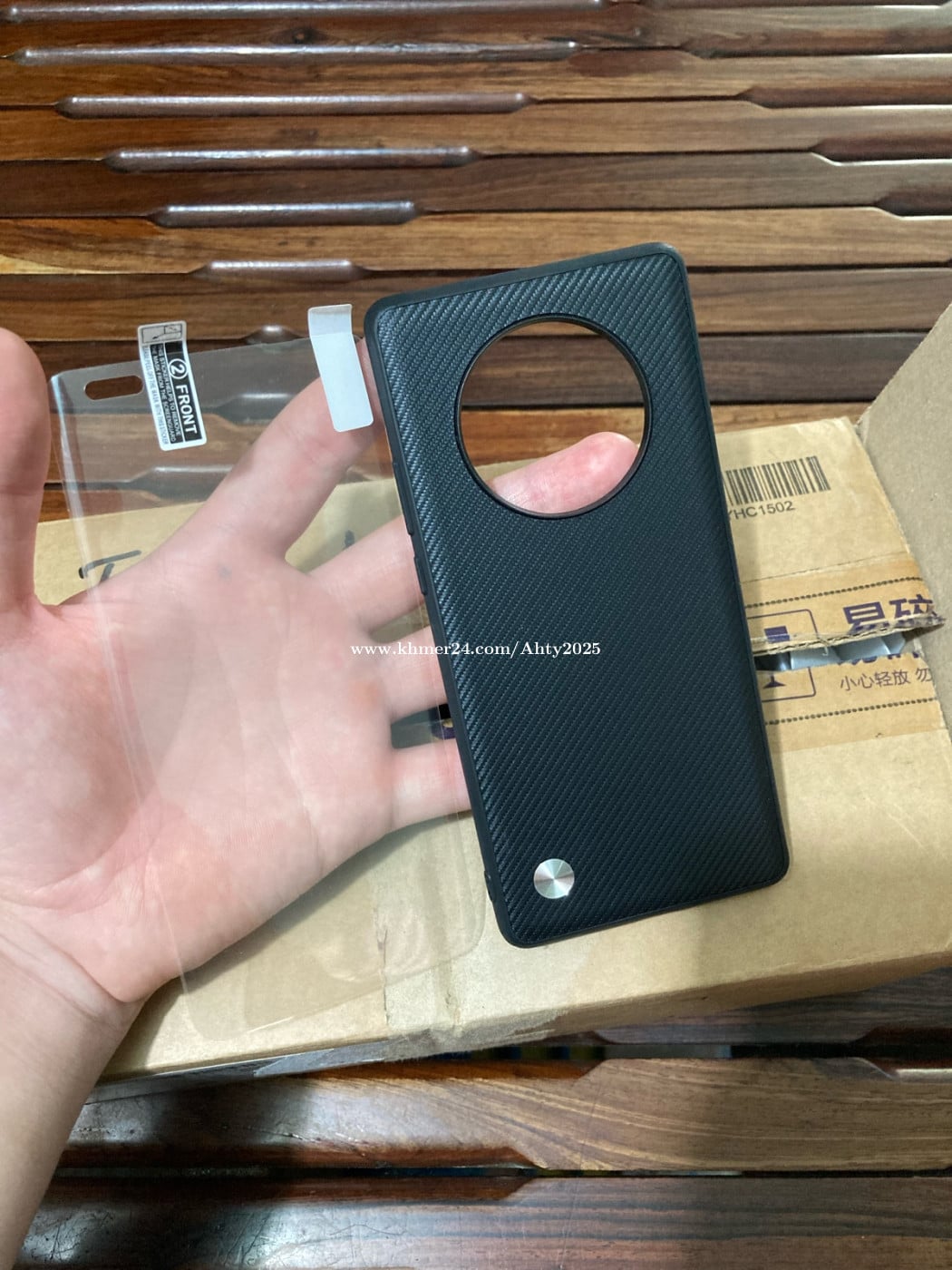 Case Huawei Mate 40proនិងScreenថ្លា1សន្លឹក ស្អាតថ្មីទាំងអស់ លក់4$