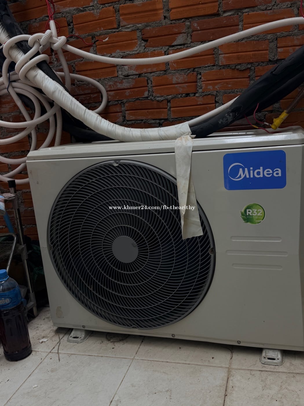 Media Gas R32 (2.5) ឆ្នាំ 2018 ស្អាត ត្រូវកាលុកវិញ