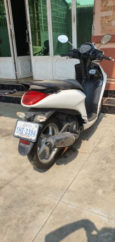 ម៉ូតូលក់