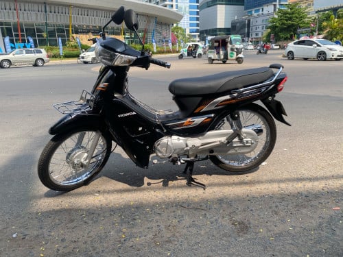 ម៉ូតូលក់
