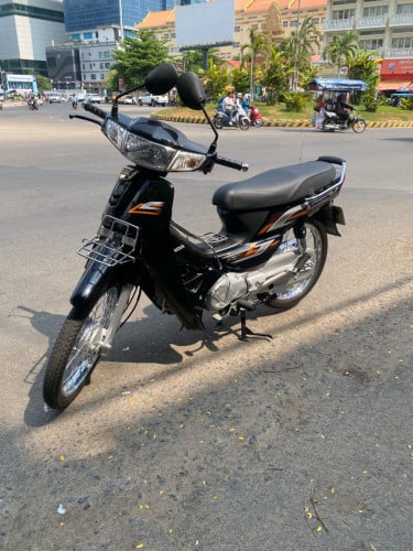 ម៉ូតូលក់