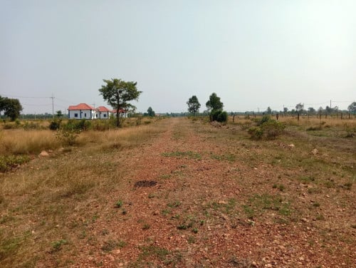 ដីលក់