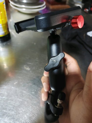 លក់ជើងចាប់ទូរស័ព្ទ