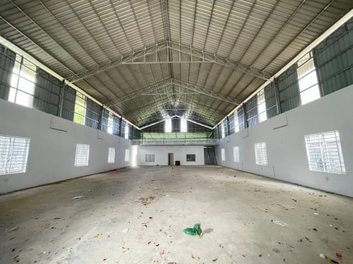 ឃ្លាំងជួលនៅខណ្ឌសែនសុខ