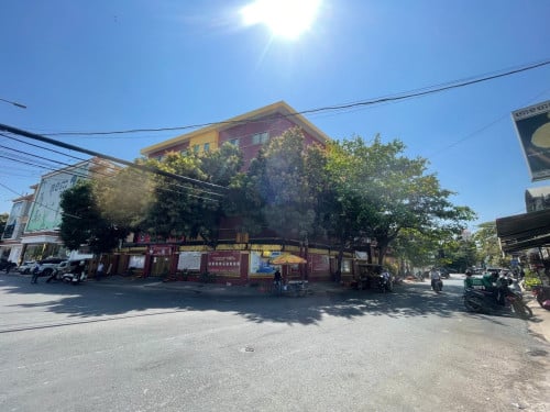 អាគារសាលាកែងសំរាប់ជួលនៅទួលគោក