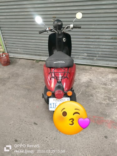 ម៉ូតូលក់