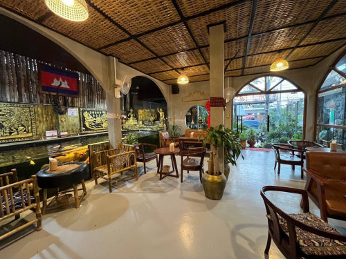 ផ្ទះអាជីវកម្ម (ហាងកាហ្វេ) សំរាប់ជួល.  1500ដុល្លា ក្នុងមួយខែ