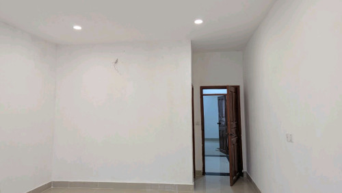 ជួលផ្ទះល្វែង2ជាន់ 4បន្ទប់គេង 230$