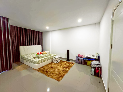 វីឡាកូនកាត់សម្រាប់ជួលនៅបុរីជីបម៉ុង6Aសម្ភារះមួយចំនួន