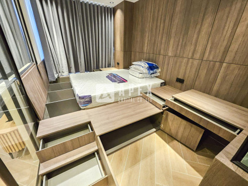 [ Brand New One Bedroom Condo On High Floor At Time Square 5 For Rent ]