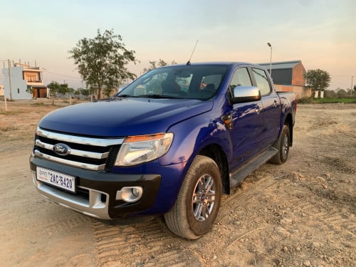 ឡានលក់ford ranger xlt 015
