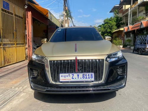 ឡានHONGQl HS5ឆាំ្ន2022