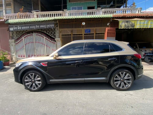 ឡានHONGQl HS5ឆាំ្ន2022