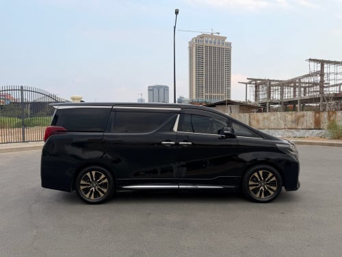*ចុះថ្លៃហើយ Toyota Alphard 2019 Exexcutive Lounge V6 ប្រភេទឡានស្អាត ផ្លាកលេខ*