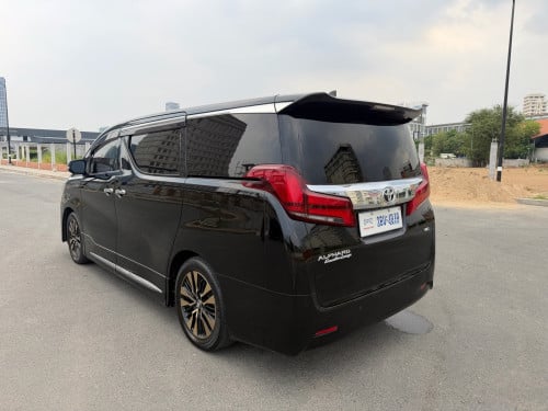 *ចុះថ្លៃហើយ Toyota Alphard 2019 Exexcutive Lounge V6 ប្រភេទឡានស្អាត ផ្លាកលេខ*