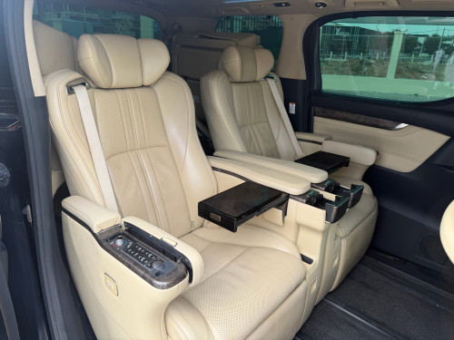 *ចុះថ្លៃហើយ Toyota Alphard 2019 Exexcutive Lounge V6 ប្រភេទឡានស្អាត ផ្លាកលេខ*