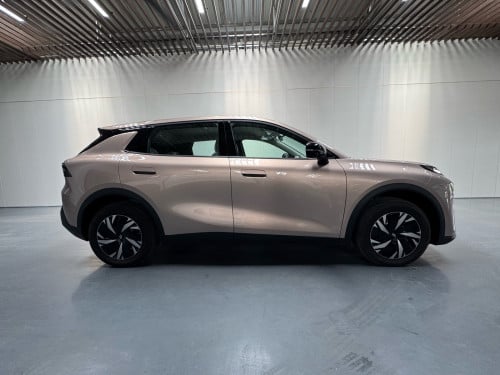 👉ChangAn QO5 អគ្គិសនីសុទ្ធតម្លៃ 1xxxx$