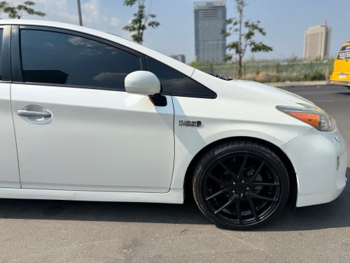 2012 Toyota Prius Plug-In Option 5 Advanced 19999$