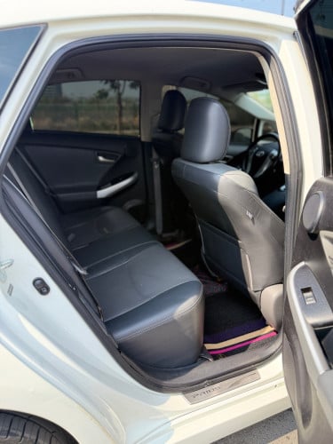 2012 Toyota Prius Plug-In Option 5 Advanced 19999$